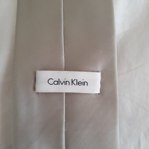 Tie Calvin Klein silver - Picture 2 of 4